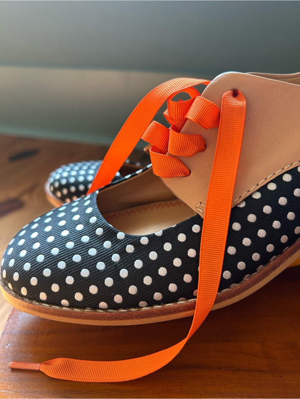Pilcro and Letterpress by Anthropologie: Olivia Cutout Oxford - Picture 5 of 9